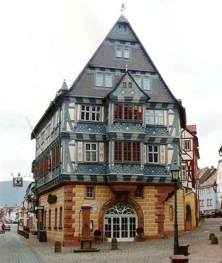 Hotel Zum Riesen - Aelteste Fuerstenherberge Deutschlands Miltenberg Extérieur photo